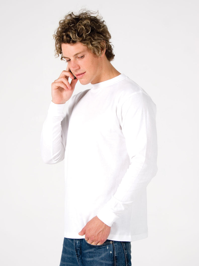 Men's / Unisex Long Sleeve T-shirt in Black