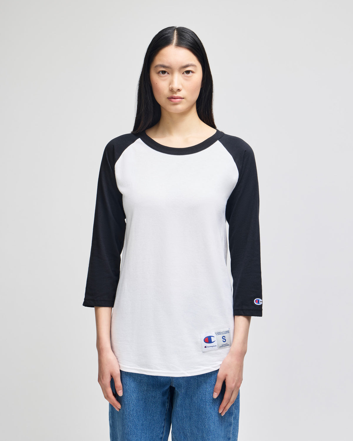 Champion T137 in White / Black, front view