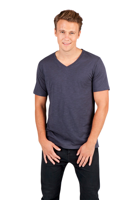 Men's  / Unisex Raw Cotton Wave  V Neck T-shirt in Black